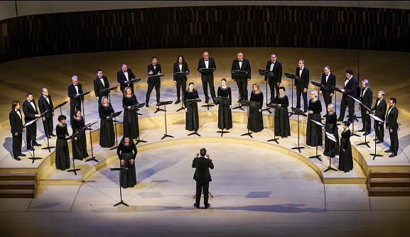 Патриарший хор кафедрального соборного Храма Христа Спасителя - Фото