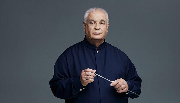 Юлия Томина, сопрано<br>
 Максим Сажин, тенор<br>
 Руслан Розыев, бас<br>
 <br>
 Государственная академическая симфоническая капелла России<br>
 Дирижёр — Валерий Полянский<br>