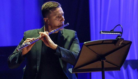 Антон Сильверстов - Фото