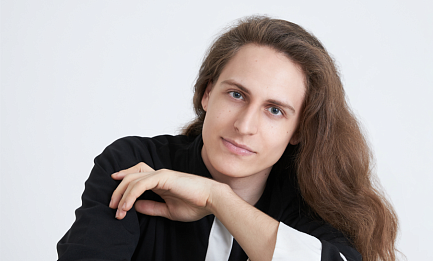 Владимир Вишневский, фортепиано 